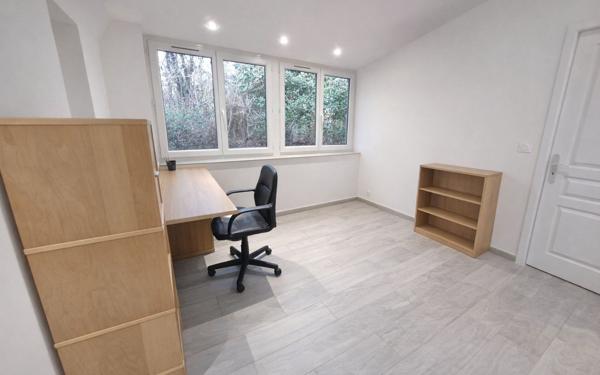 Maison à vendre    5 pièces •  Villesèquelande