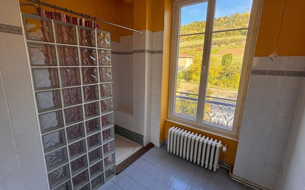 Maison à vendre    8 pièces • 347,78 m2 Chessy