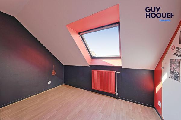 Maison 135 m² à vendre à Lieusaint - 6 pièces, 4 chambres dont une au RDC !