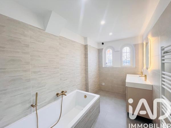 Appartement à vendre 6 pièces 171 m² La Roquette-sur-Siagne