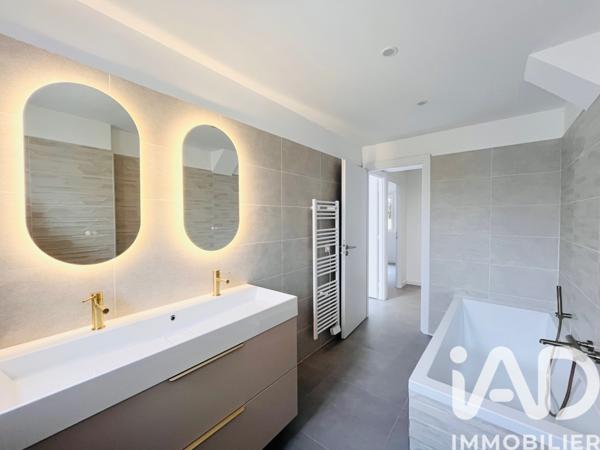 Appartement à vendre 6 pièces 171 m² La Roquette-sur-Siagne