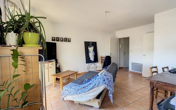 Appartement à vendre    2 pièces • 45,82 m2 Sorgues