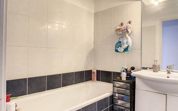 Appartement à vendre    2 pièces • 45,82 m2 Sorgues