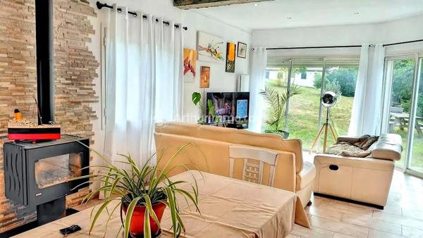 Vente Maison de village 5 pièces 121 m2 à Burlats