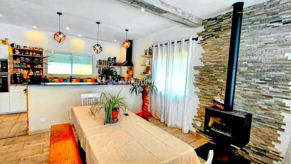 Vente Maison de village 5 pièces 121 m2 à Burlats