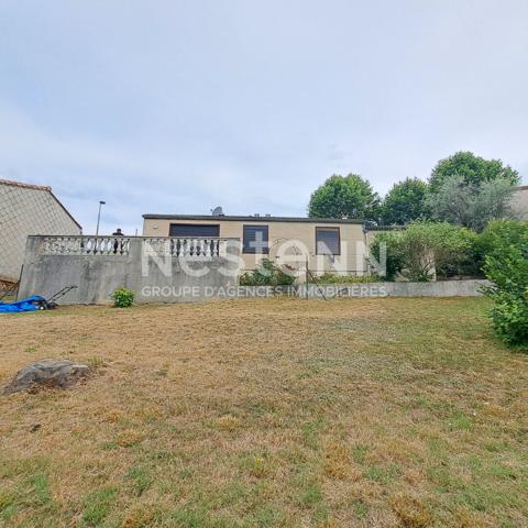 A VENDRE MAISON PLAIN PIED / 3 CHAMBRES / JARDIN / GARAGE