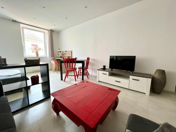 Appartement
                                                                                                                                                                                                                                                                                                                        1 pièce(s)                                                                                                                                                                                                          1 chambre(s)                                                                                                                                                                                                          35.8  m²