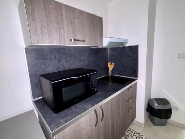 Appartement
                                                                                                                                                                                                                                                                                                                        1 pièce(s)                                                                                                                                                                                                          1 chambre(s)                                                                                                                                                                                                          35.8  m²