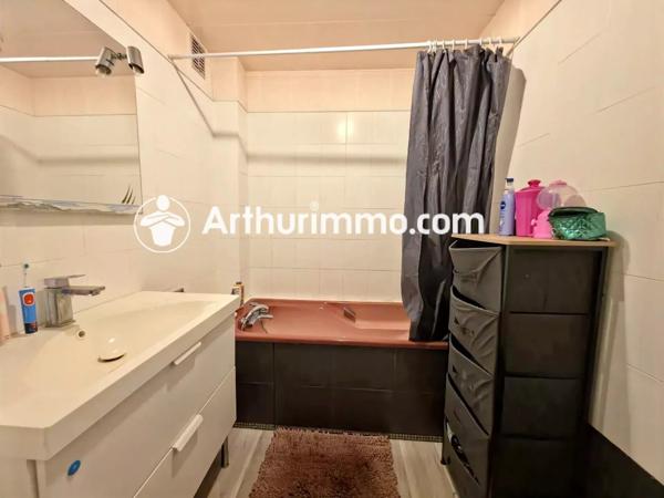 Vente Appartement 4 pièces 82 m2 à Savigny-le-Temple