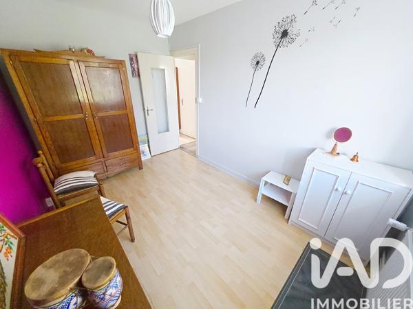 Maison à vendre 4 pièces 74 m² Chazelles