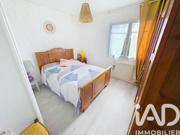 Maison à vendre 4 pièces 74 m² Chazelles