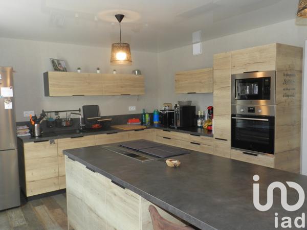 Maison à vendre 5 pièces 76 m² Saint-Sauveur