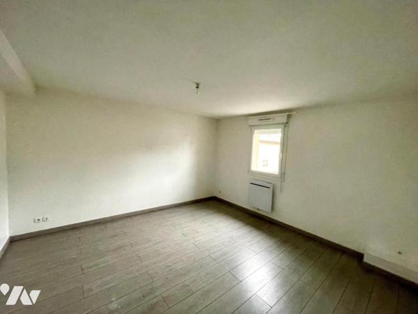 Maison avec sous-sol et 3 chambres