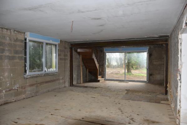 Longère à rénover, 124 m2 sur terrain clos de 1857 m2, SAINT MARTIN SUR OUST (56200)