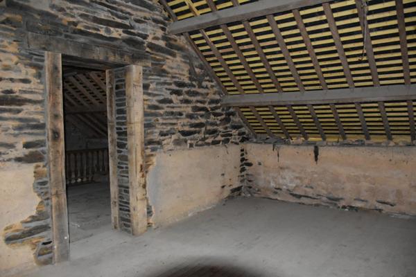 Longère à rénover, 124 m2 sur terrain clos de 1857 m2, SAINT MARTIN SUR OUST (56200)