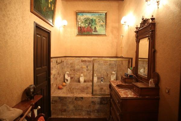 Maison à Castres, 81100 - 26 pièces 941m²