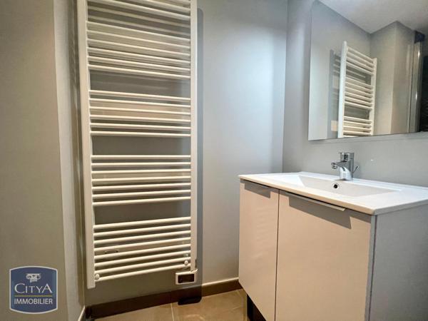 Appartement à louer 2 pièces 40.6m²