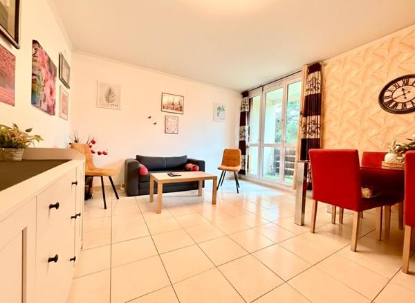 F3 AVEC BALCON – QUARTIER ÉPINE GUYON