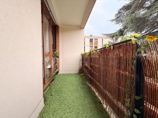 F3 AVEC BALCON – QUARTIER ÉPINE GUYON