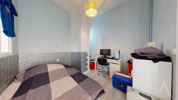 Appartement Grenoble 4 pièce(s) 118.57 m2