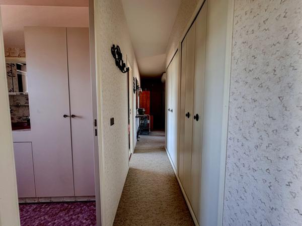 Villeneuve-sur-Lot (47300) Villeneuve sur lot, APPARTEMENT – DERNIER ÉTAGE – TERRASSE – VUE DÉGAGÉE