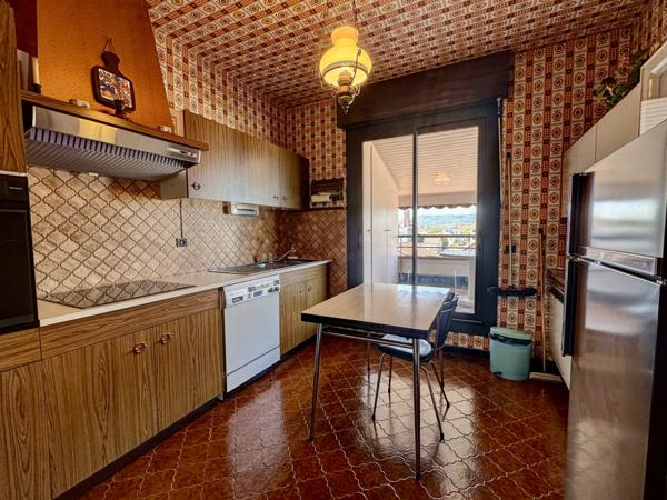 Villeneuve-sur-Lot (47300) Villeneuve sur lot, APPARTEMENT – DERNIER ÉTAGE – TERRASSE – VUE DÉGAGÉE