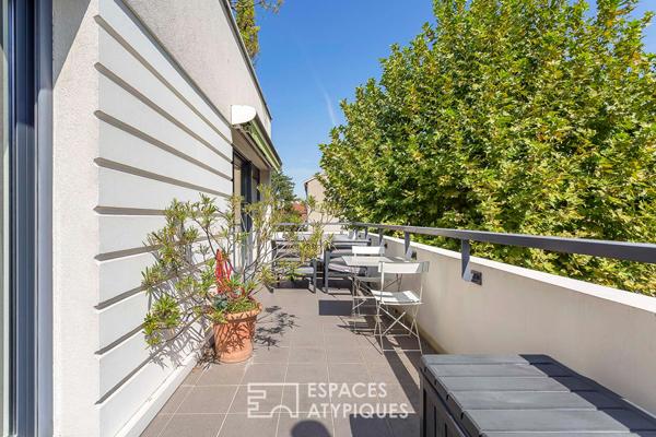 Appartement rénové avec terrasse coeur Montchat