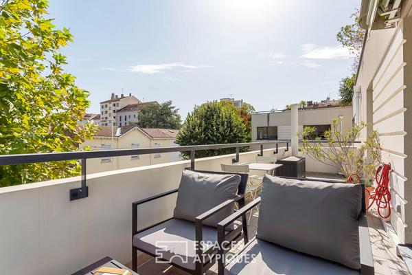 Appartement rénové avec terrasse coeur Montchat