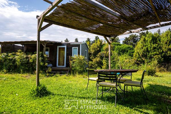 Belle maison à ossature bois au sein d’un domaine de 16 000 m² et de son verger