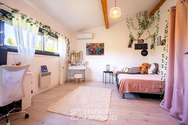 Belle maison à ossature bois au sein d’un domaine de 16 000 m² et de son verger