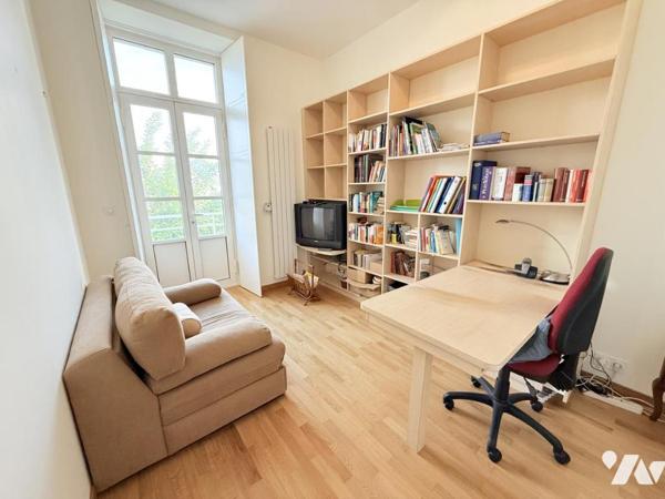 A VENDRE 56 VANNES LIBERATION APPT T4 DE CARACTERE 104 m² GARAGE CAVE