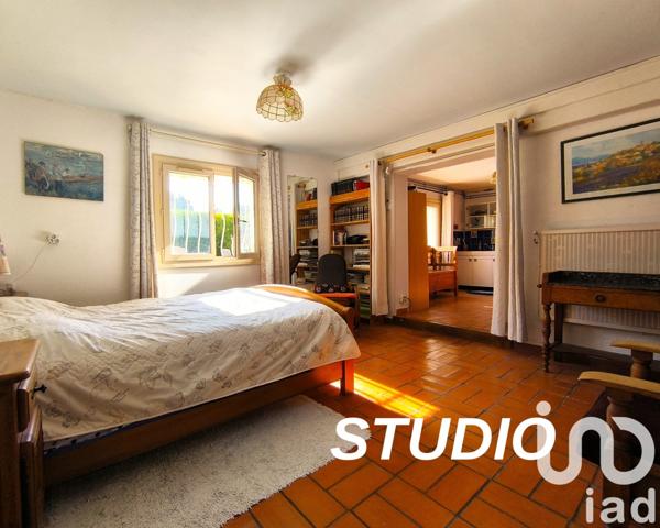 Maison traditionnelle 5 pièces de 222 m² à Trans-en-Provence (83720)