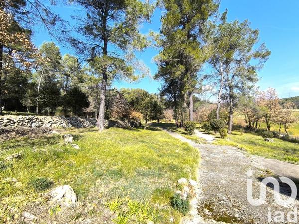 Maison traditionnelle 5 pièces de 222 m² à Trans-en-Provence (83720)