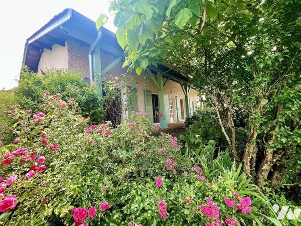 Maison de plain pied avec vue sur la colline de Pommiers