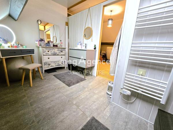 Maison à AUNEAU, 28700 - 7 pièces 165m²