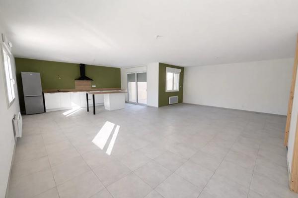 Location                                                      Appartement
                        
                     6 pièces                      127 m2                     à Agen