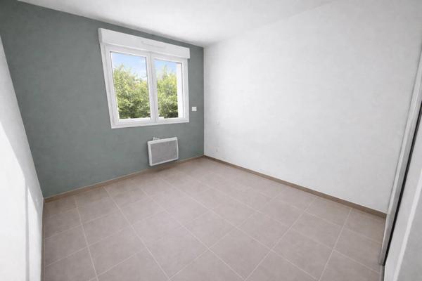Location                                                      Appartement
                        
                     6 pièces                      127 m2                     à Agen