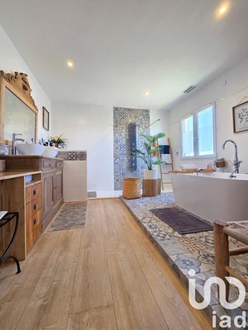 Maison à vendre 7 pièces 240 m² Pia