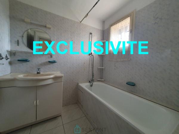 VILLA QUATRE FACES SANS VIS-à-VIS  A SAINT ANDRE