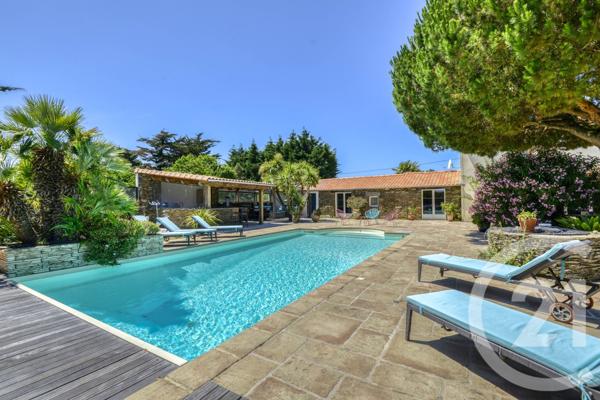 Maison à vendre  8 pièces - 332 m2 PORNIC - 44