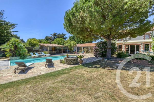 Maison à vendre  8 pièces - 332 m2 PORNIC - 44