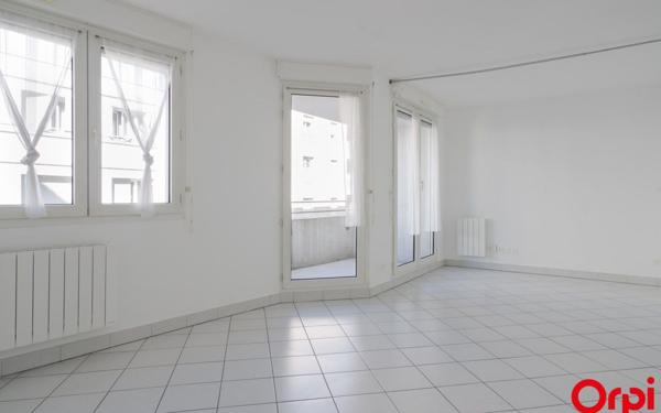 Appartement à louer    1 pièce •  Lyon 3