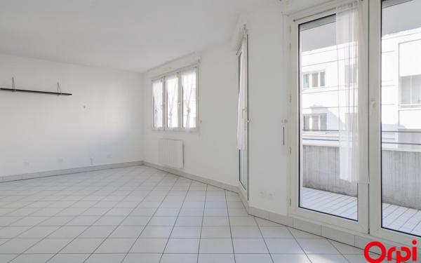 Appartement à louer    1 pièce •  Lyon 3