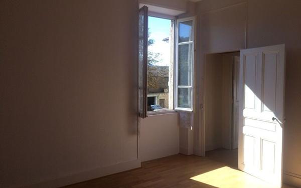 Maison à louer    4 pièces •  Saint-Just-de-Claix