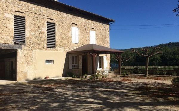 Maison à louer    4 pièces •  Saint-Just-de-Claix