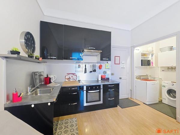 Bel appartement T2 tout confort situé au deuxième étage avec ascenseur