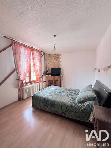 Maison à vendre 6 pièces 132 m² Crépy-en-Valois
