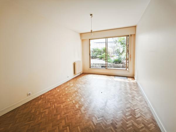 Paris 17ème - 3 Pièces avec jardin de 38 M² - Courcelles