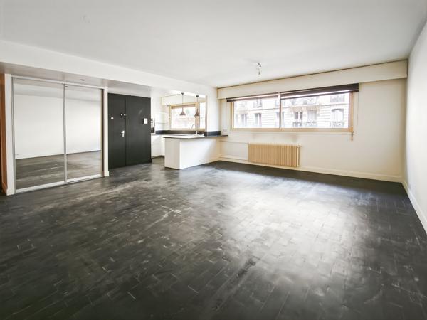 Paris 17ème - 3 Pièces avec jardin de 38 M² - Courcelles