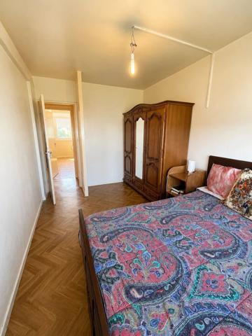 Vente                                                      Appartement
                        
                     4 pièces                      67 m2                     à Avon